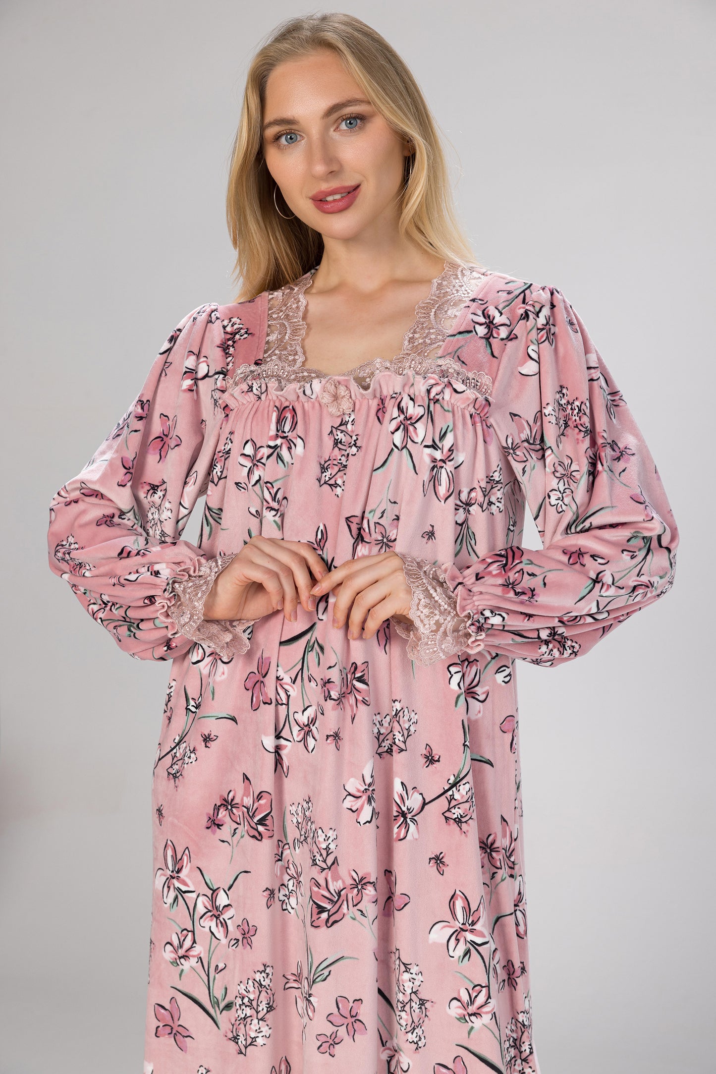 ALL FLOWERS GOWN | MODA PLUS | WN26225