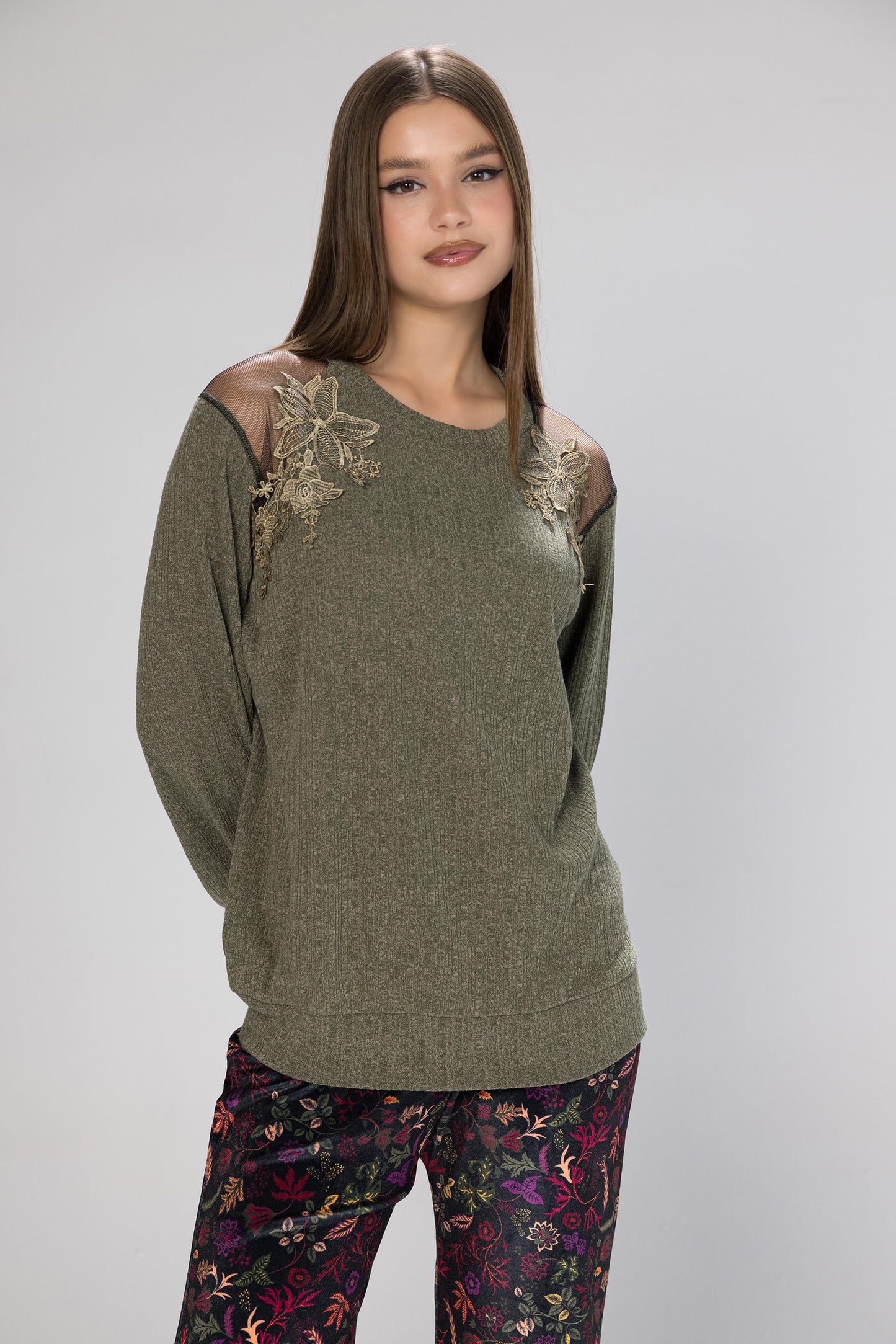 VIBRANT VELOUR PJS | MODA PLUS | WN26338