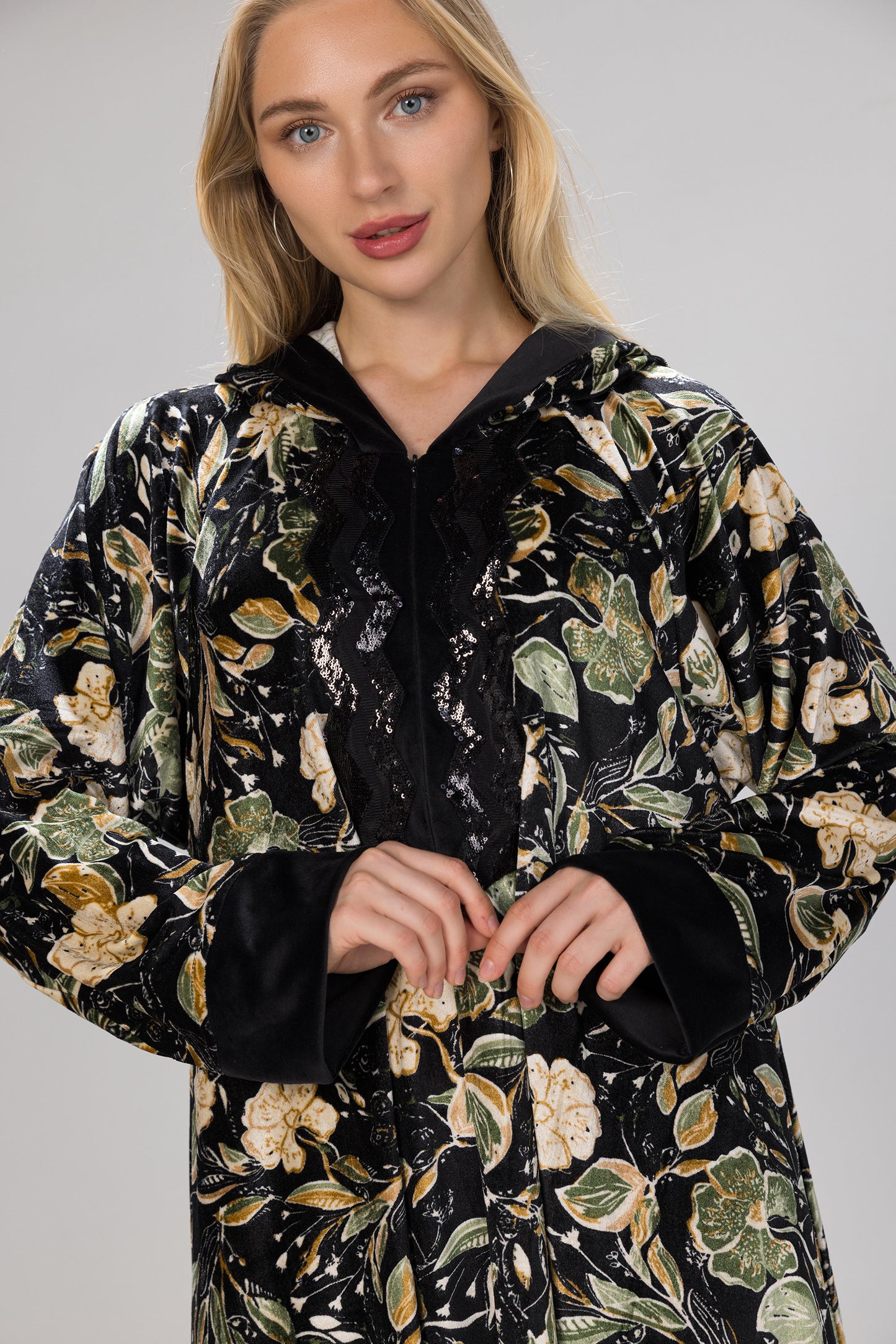 WILD FLOWERS HOODED GALABEYA | MODA PLUS | WN26346