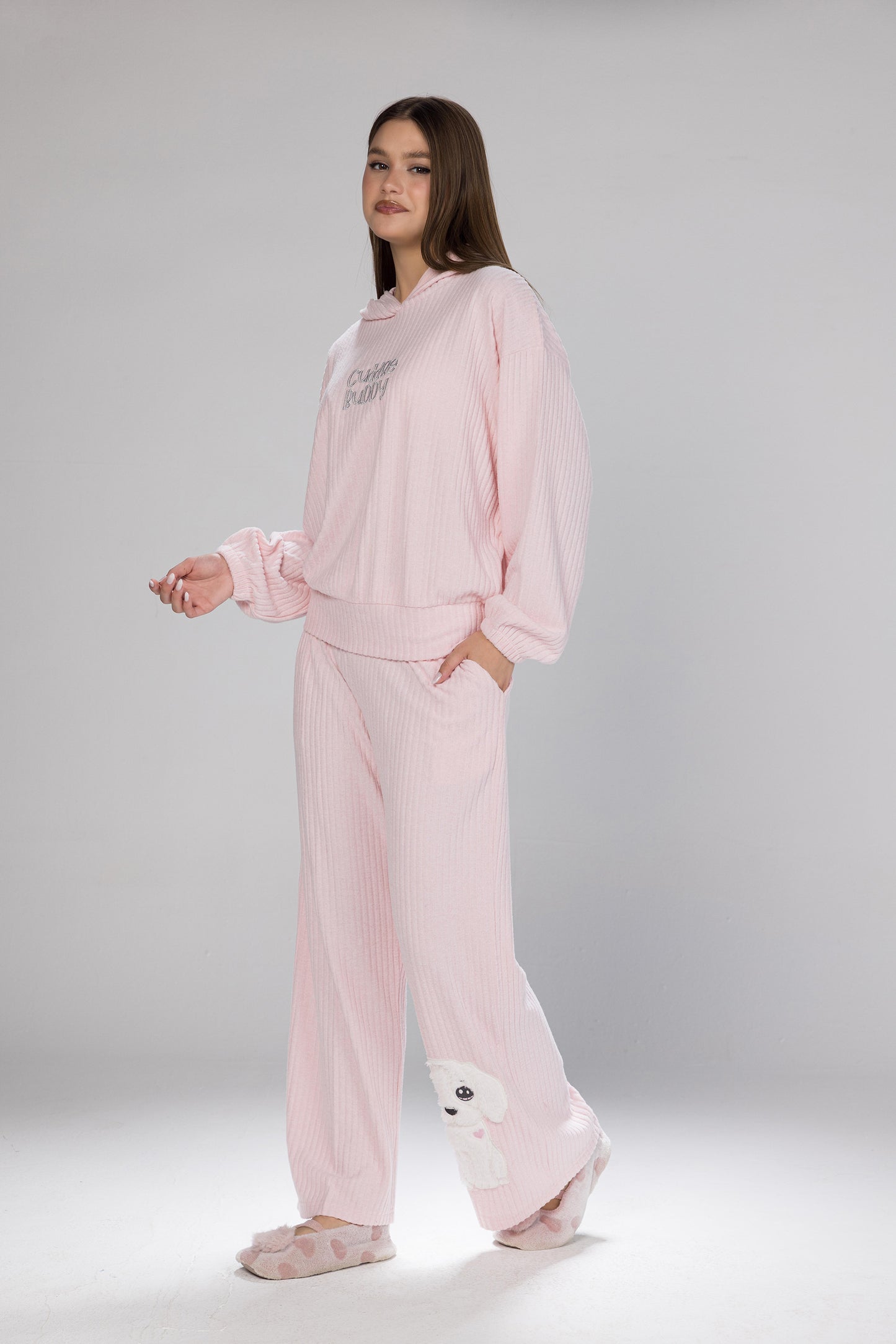 CUDDLE BUDDY PJS | MODA PLUS | WN26371