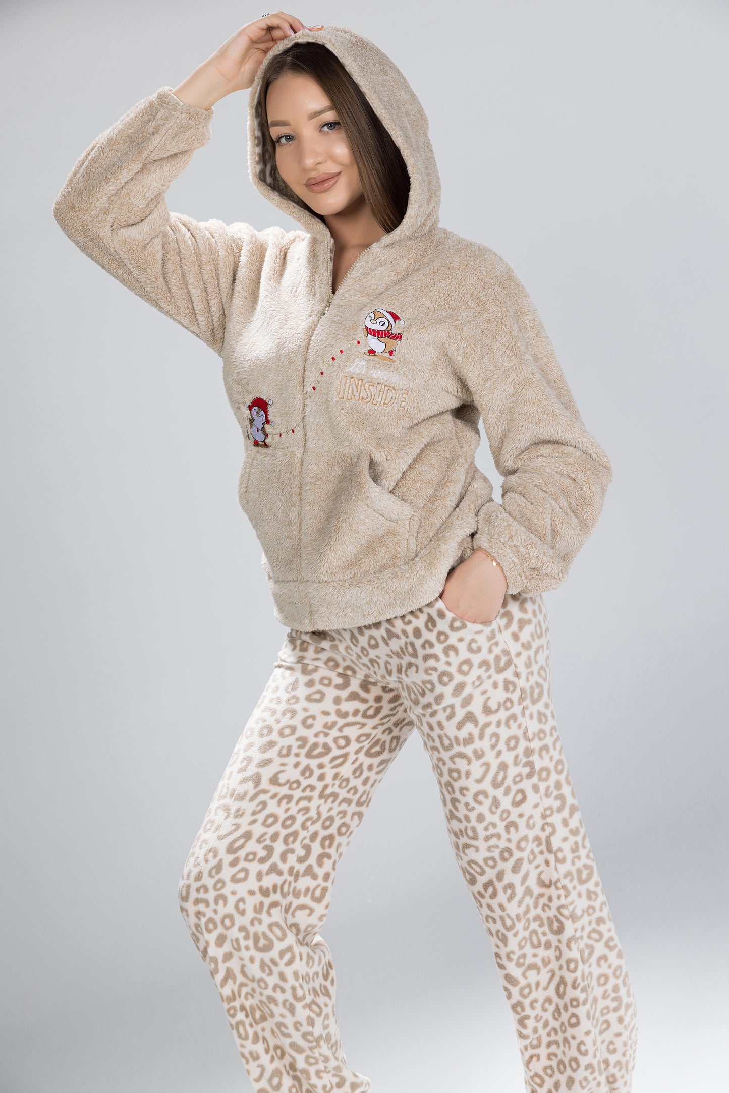 FURRY PENGUINS ZIPPER PJS | MODA PLUS | WN26390
