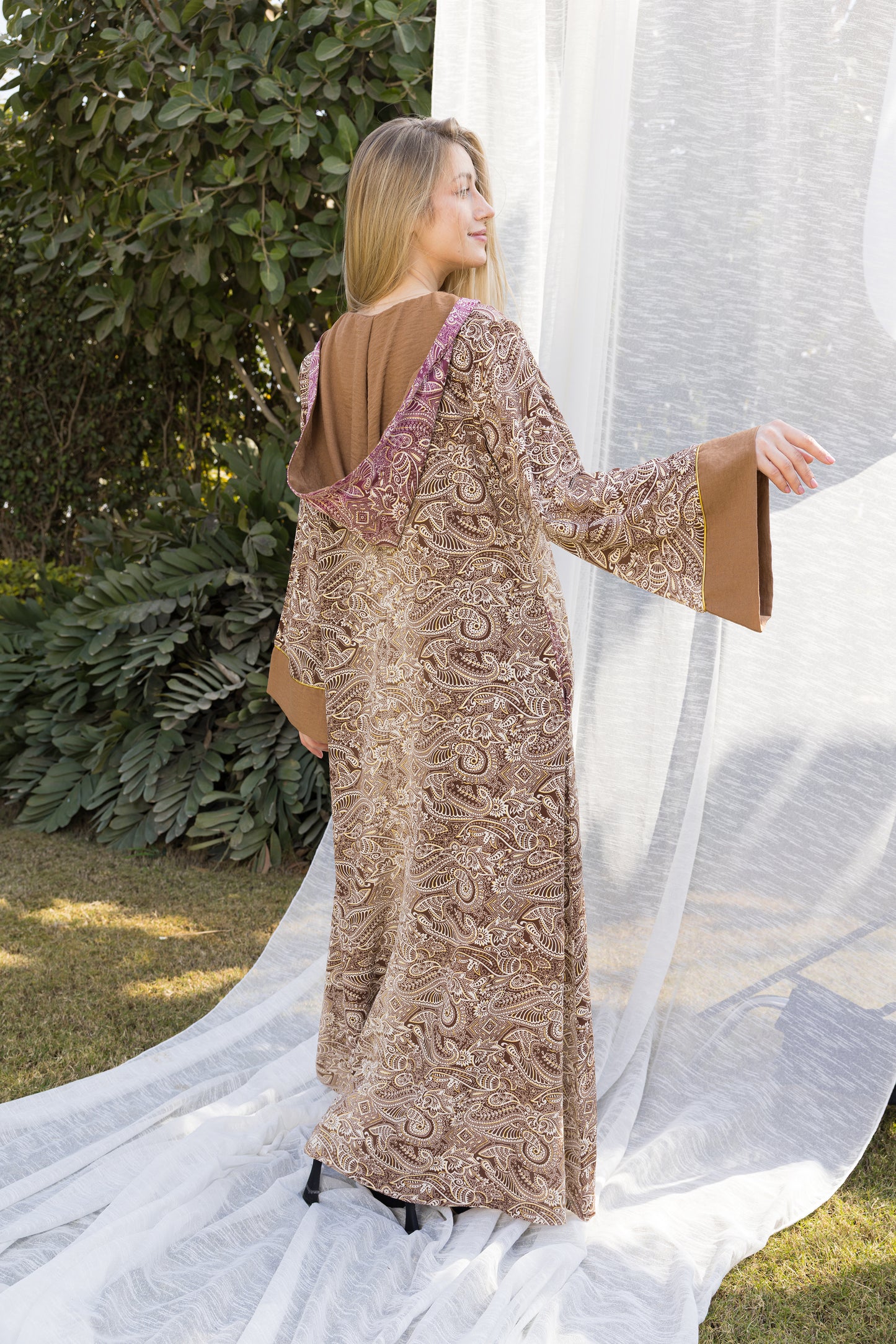 HOODED GALABEYA | IN LOVE BY PLUS | SM26705