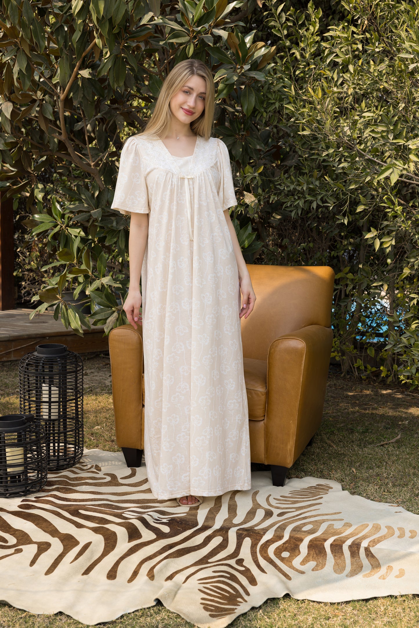 LATTE FLORAL GOWN | IN LOVE BY PLUS | SM26719