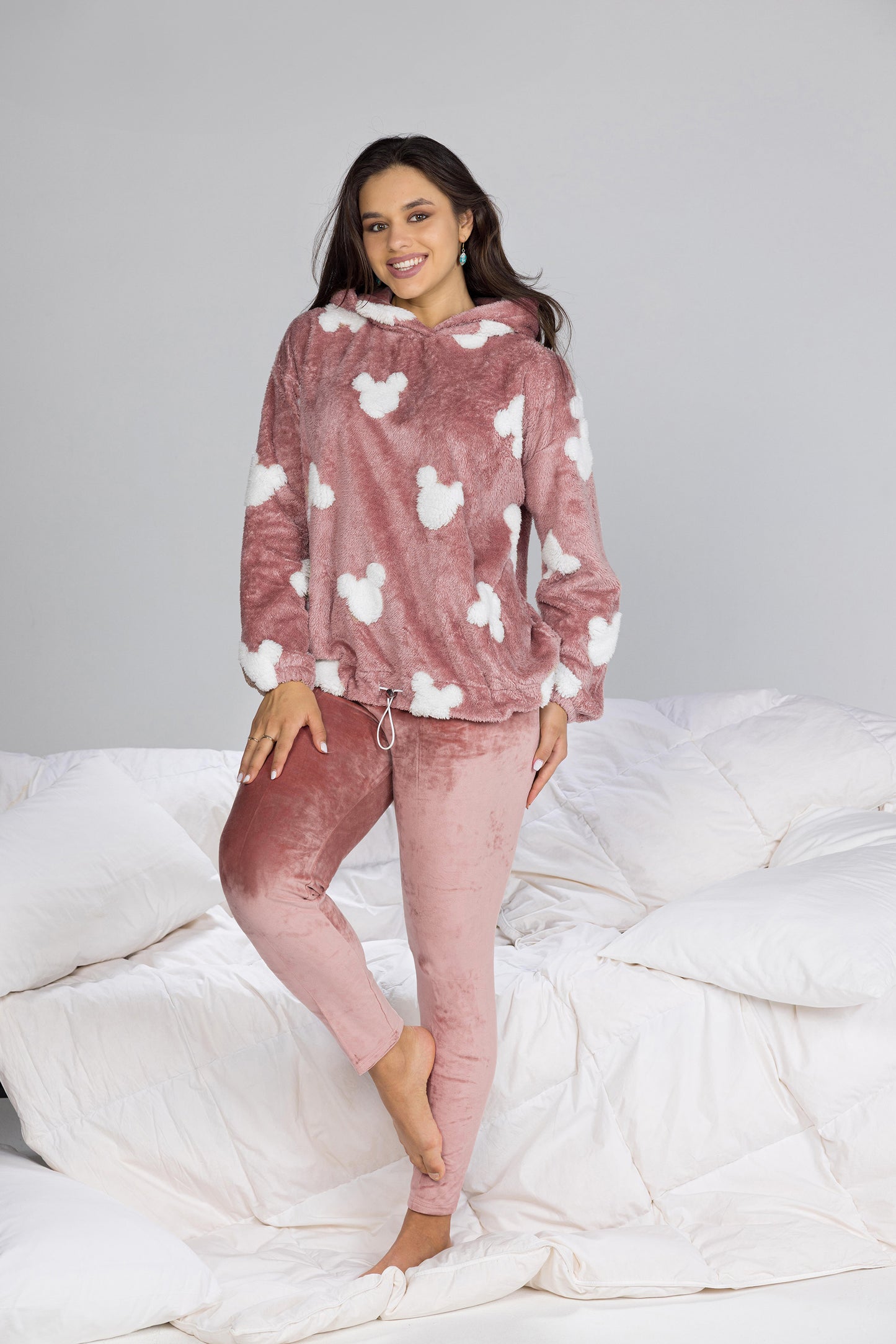 FLUFFY MICKEY PJS | MODA PLUS | WN26251