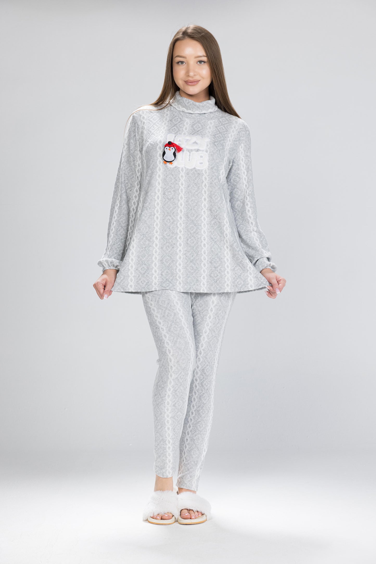 FLUFFY PENGUIN PJS | MODA PLUS | WN26204