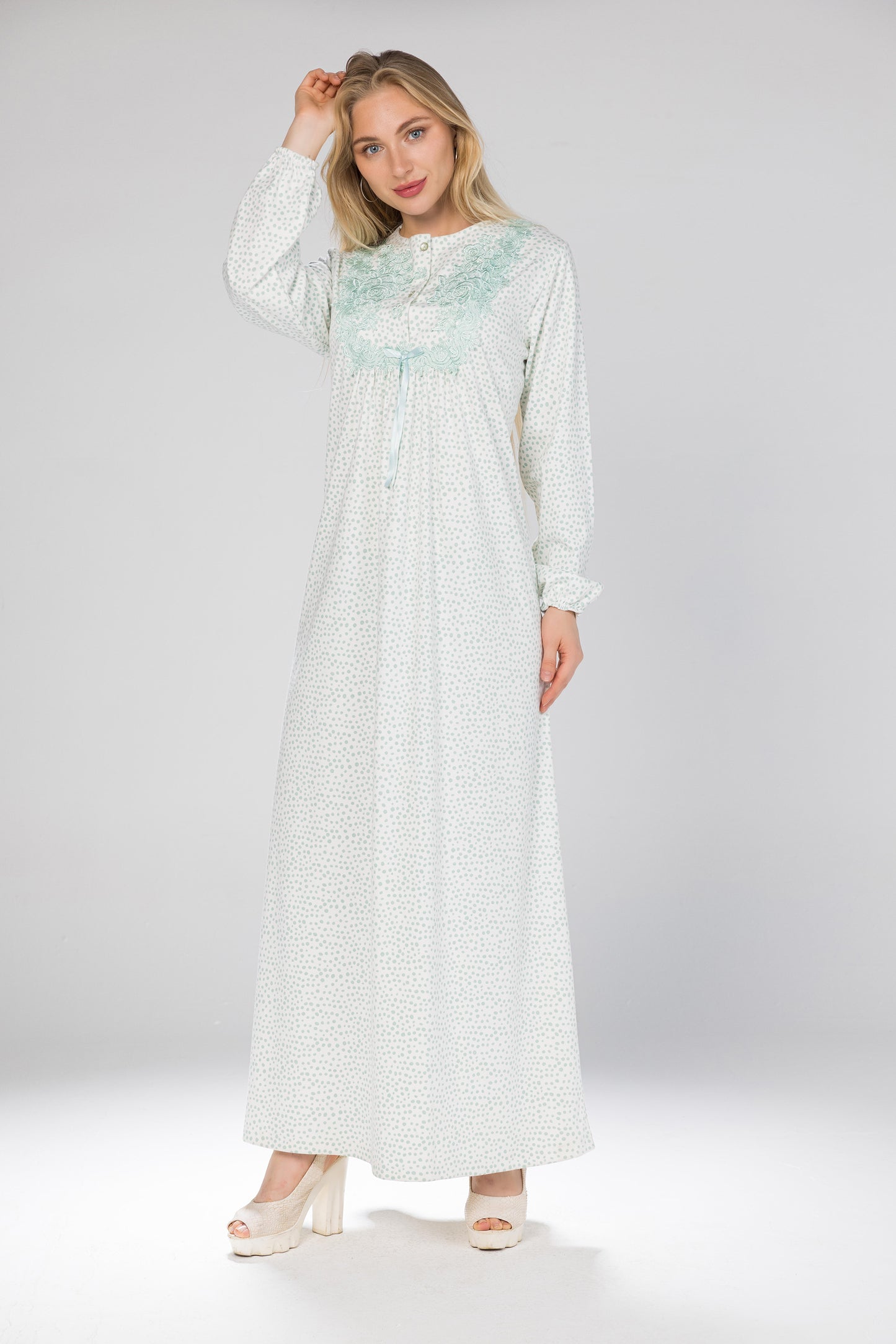 MINTY DOTS GOWN | MODA PLUS | WN26301
