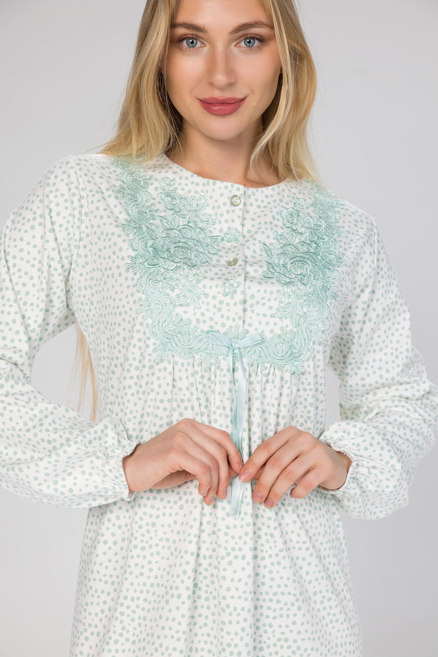 MINTY DOTS GOWN | MODA PLUS | WN26301