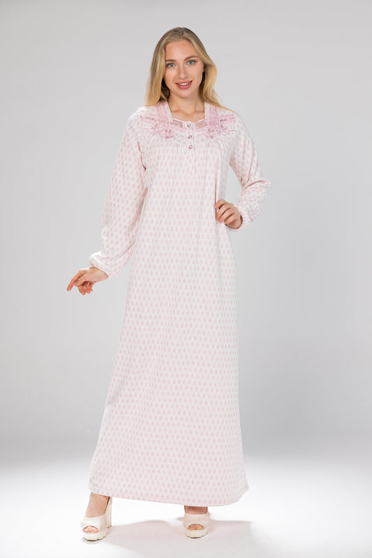 CRYSTAL BUTTONS STARS GOWN | MODA PLUS | WN26306