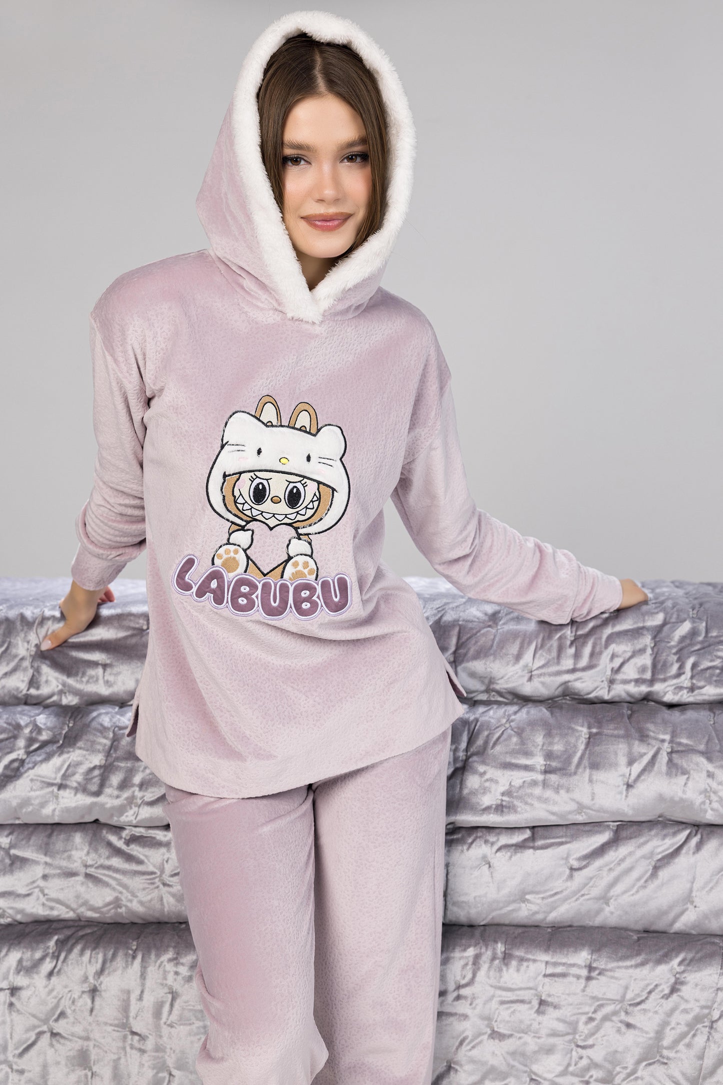LABUBU HOODED PJS | MODA PLUS | WN26325