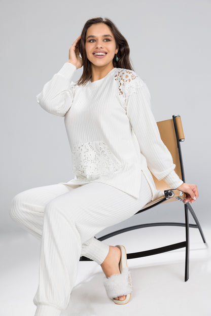 ALL WHITE PAJAMAS | MODA PLUS | WN26372