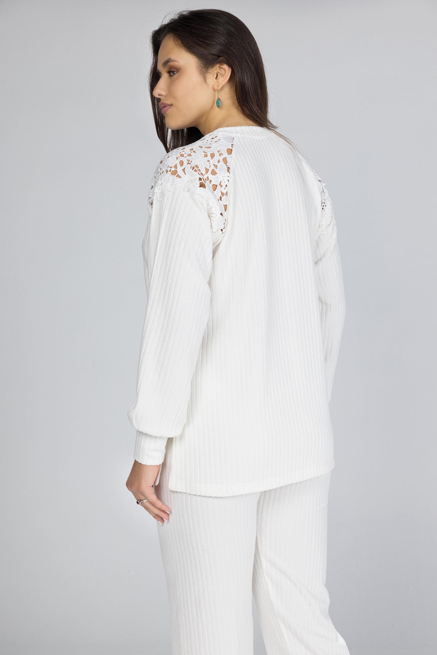 ALL WHITE PAJAMAS | MODA PLUS | WN26372