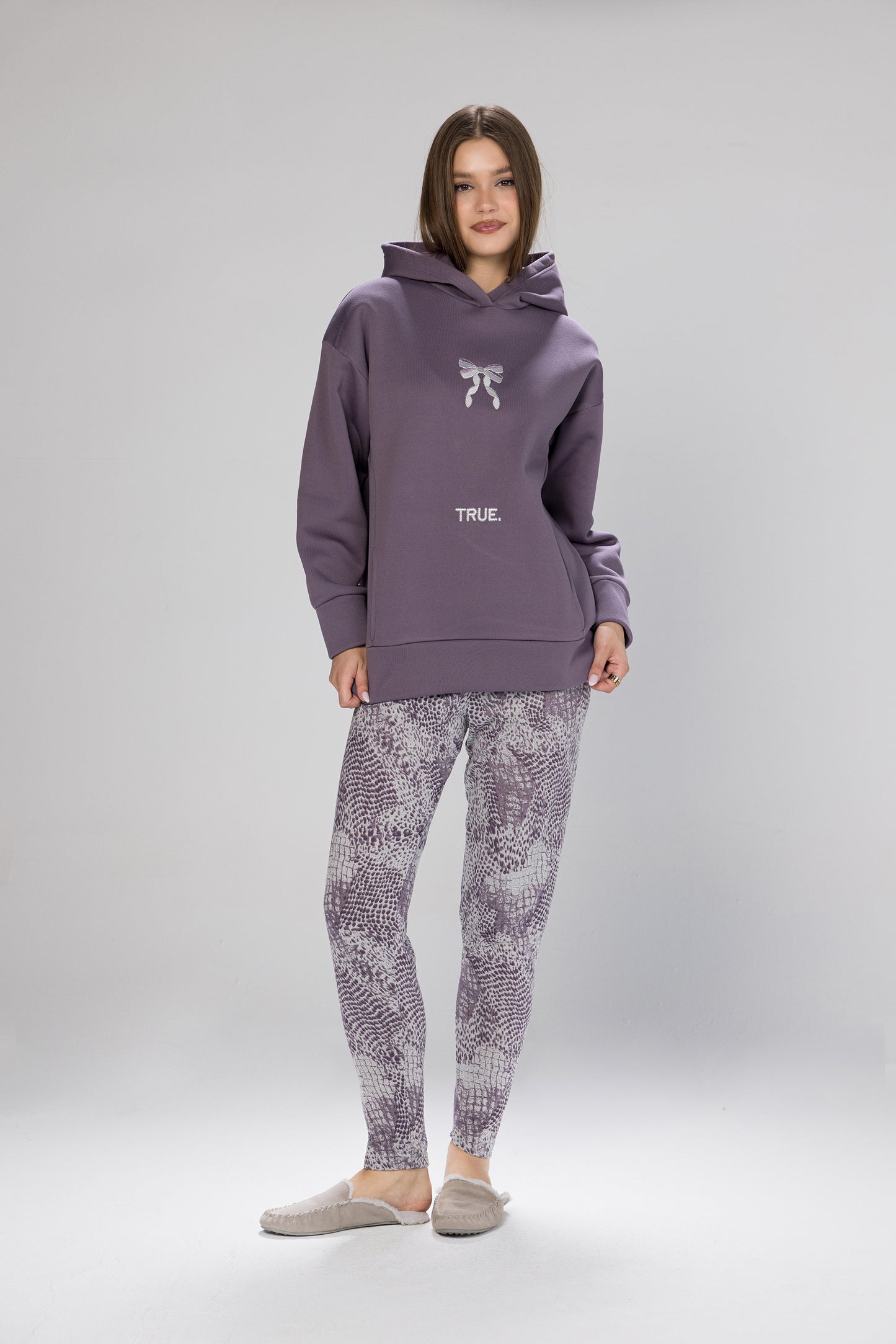 RIBBON PAJAMAS | MODA PLUS | WN26378