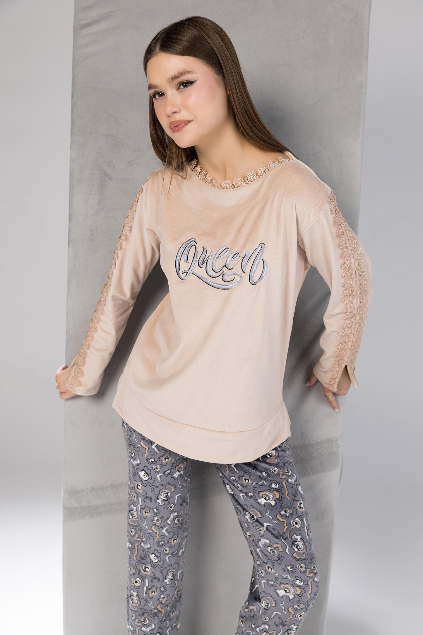 QUEEN LACE PJS | MODA PLUS | WN26395