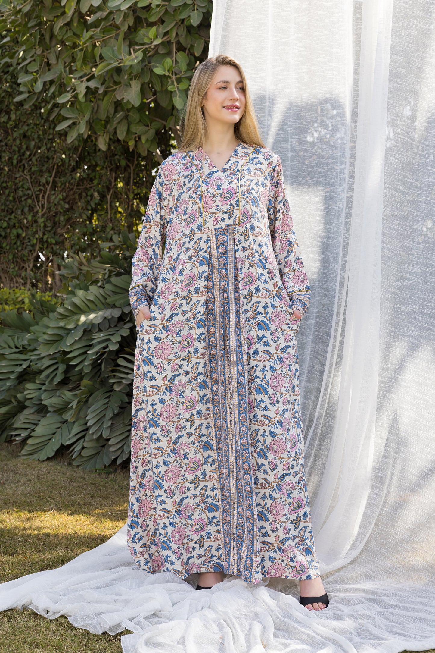 CHIC GALABEYA | IN LOVE BY PLUS | SM26706