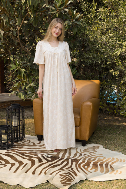 LATTE FLORAL GOWN | IN LOVE BY PLUS | SM26719