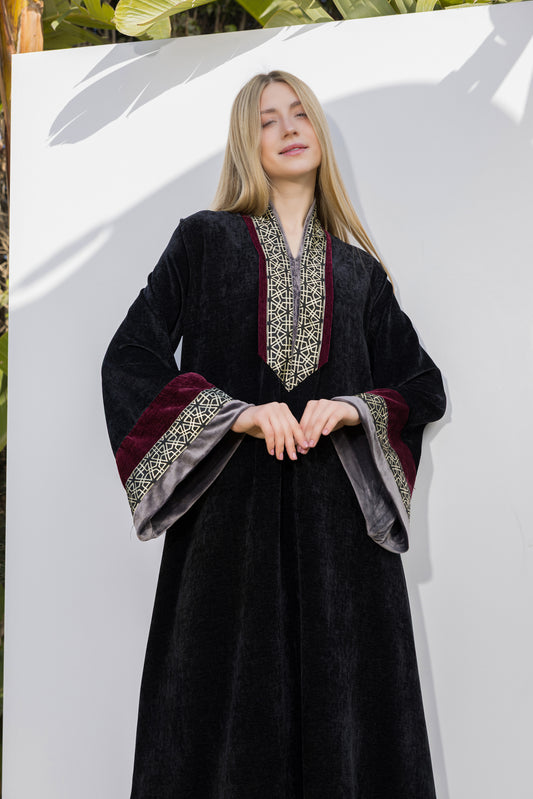 VELOUR GALABEYA| JAMILA BY PLUS | RAMADAN COLLECTION | SM26901