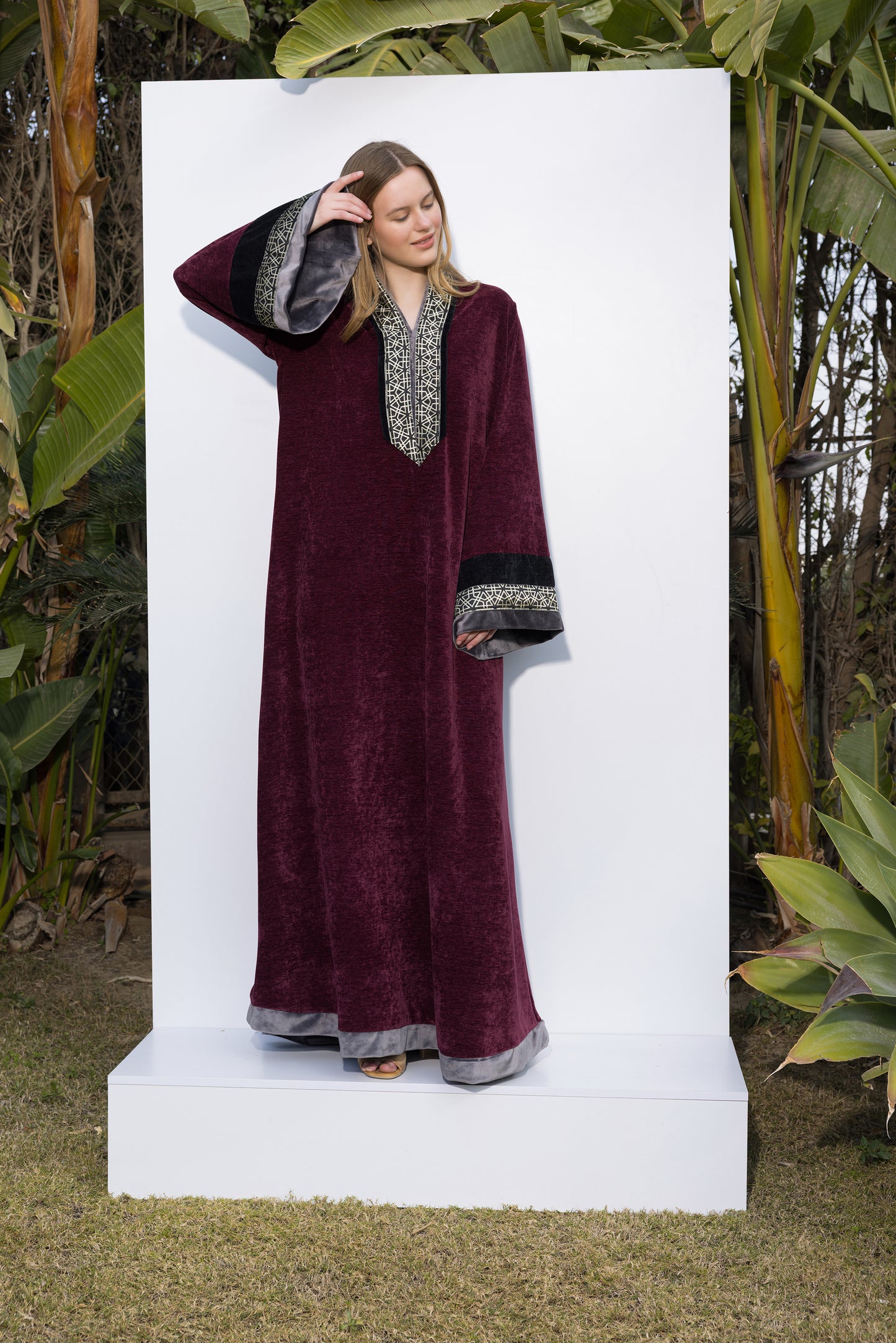 VELOUR GALABEYA| JAMILA BY PLUS | RAMADAN COLLECTION | SM26901