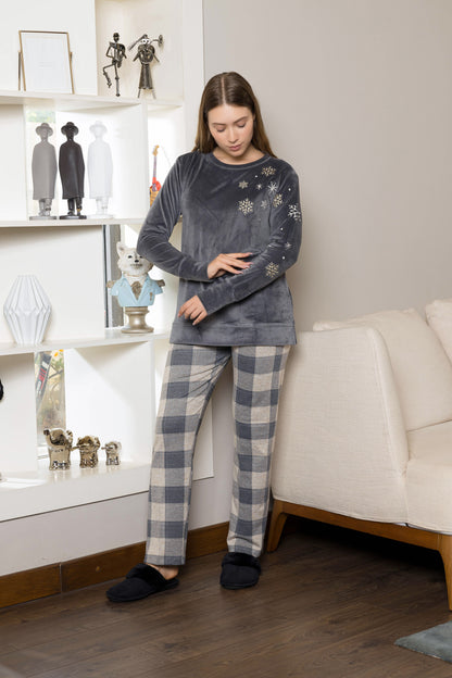 SNOW FLAKES PAJAMAS | MODA PLUS |WN324