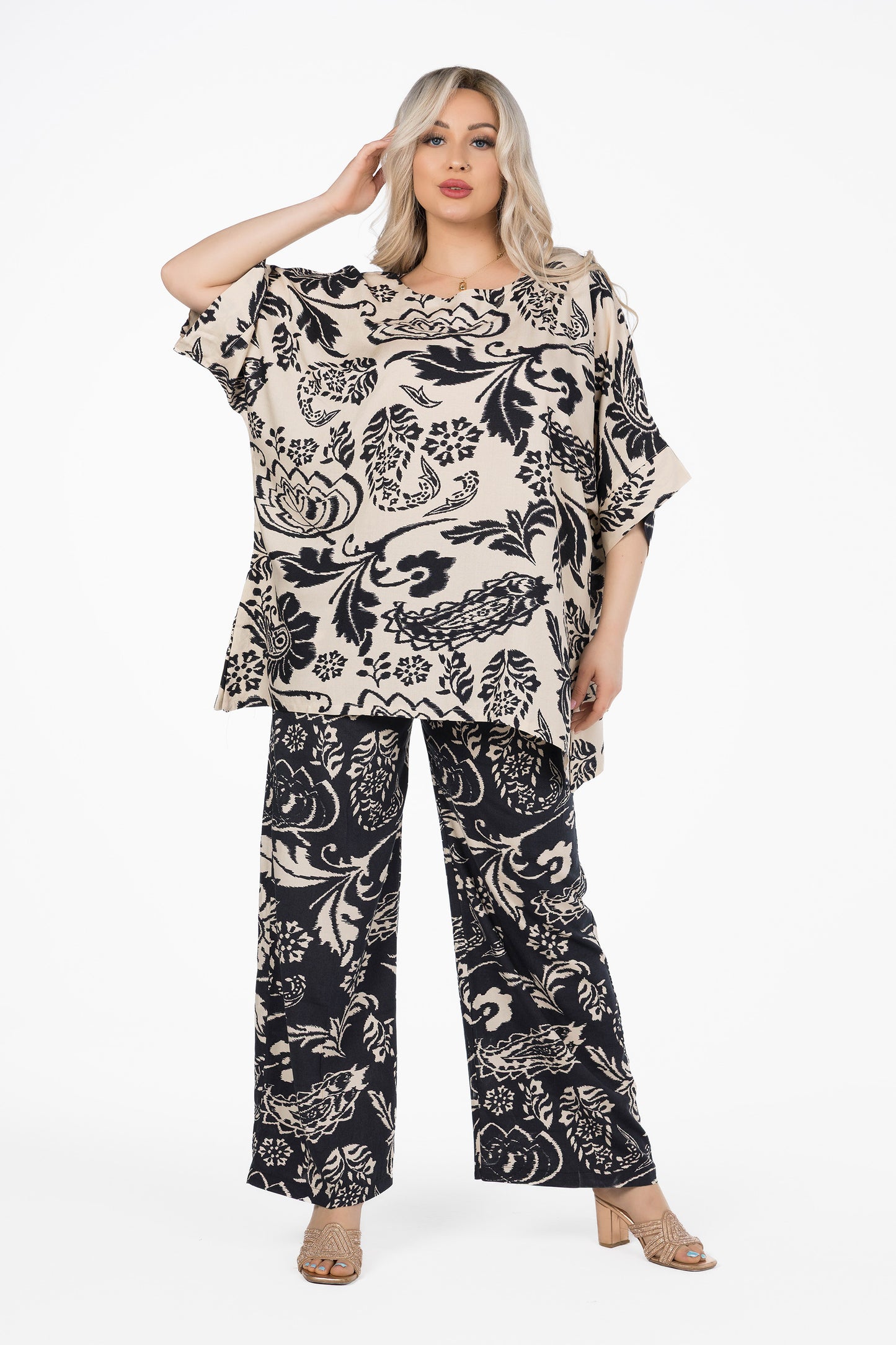 OVERSIZED PAJAMAS | MODA PLUS | SM25931