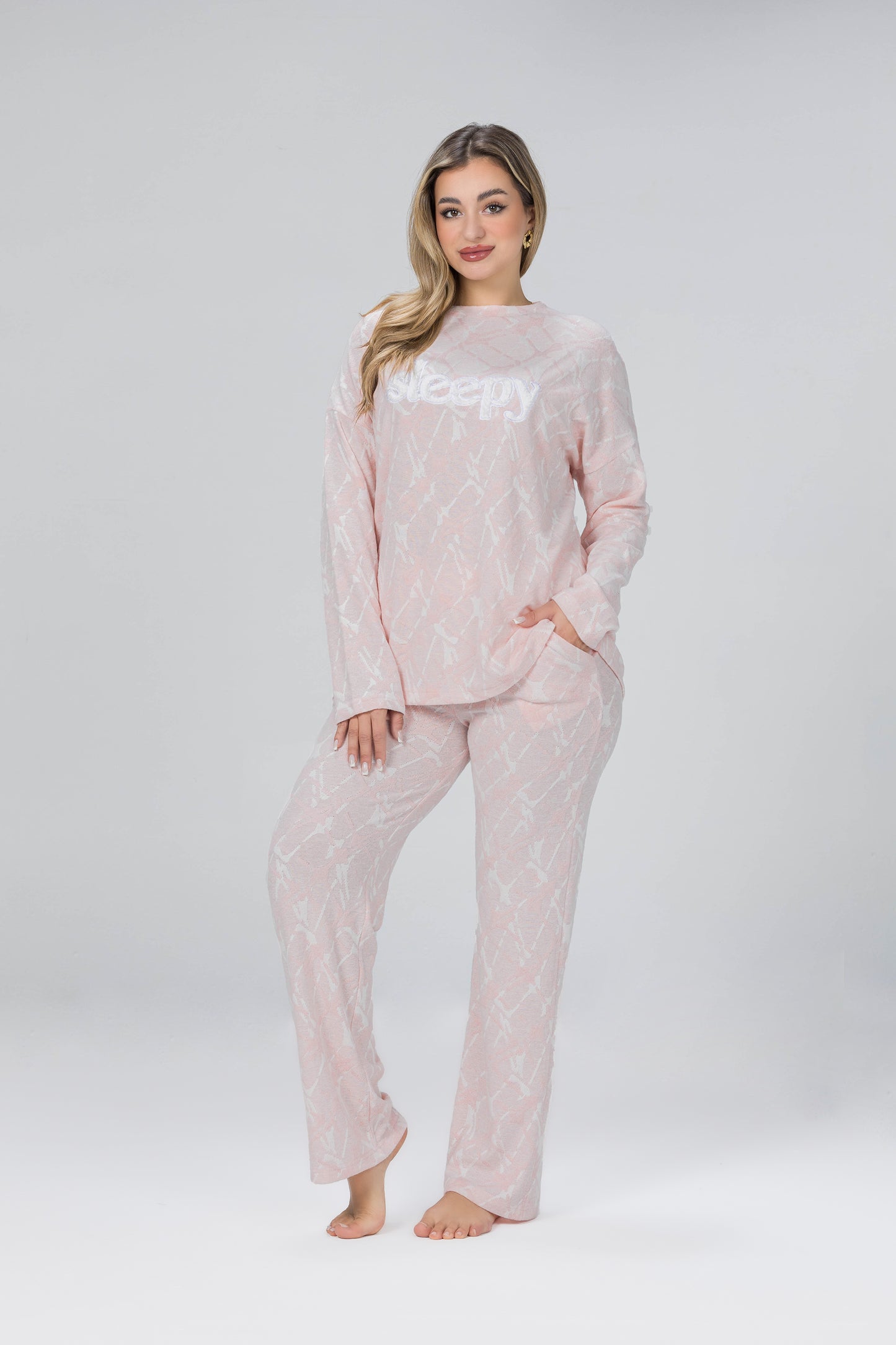 SLEEPY PAJAMAS | MODA PLUS | WN26200